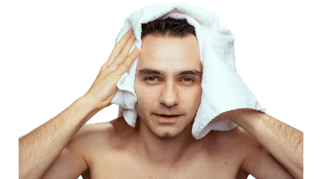 The Skin Benefits of Glutamic Acid for Men: A Natural Humectant and Protective Ingredient
